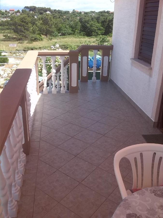 Apartman Borosa วีร์ ภายนอก รูปภาพ